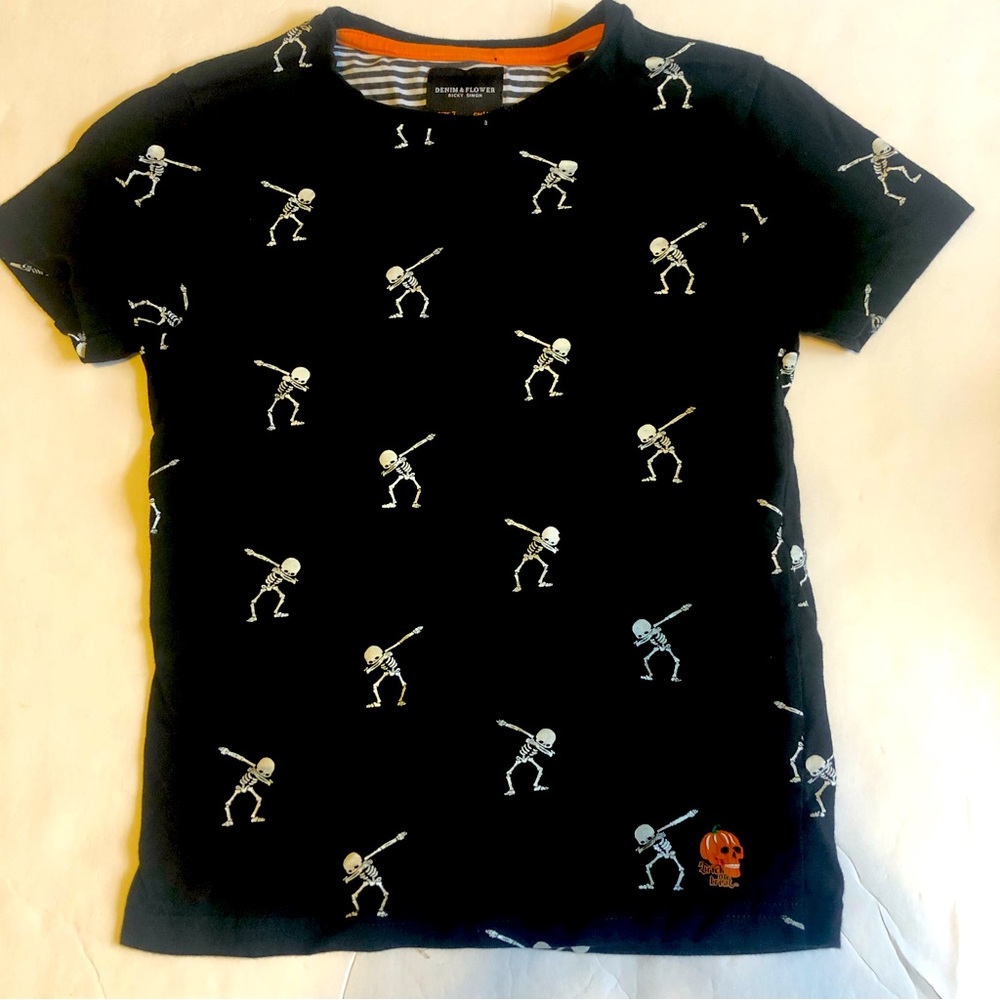 Denim & Flowers Ricky Singh Dancing Skeleton Short Sleeve Tee Size 7